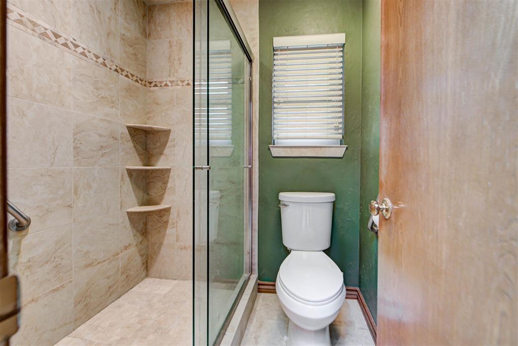 12913 Burlingame Avenue Property Photo 29