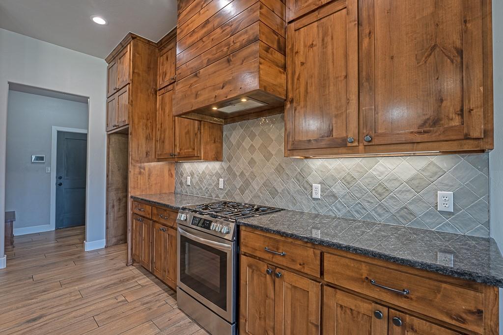 503 Cantebury Drive Property Photo 15