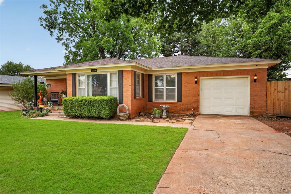 1014 W E Avenue Property Photo 4