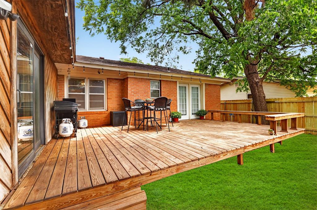 1014 W E Avenue Property Photo 37