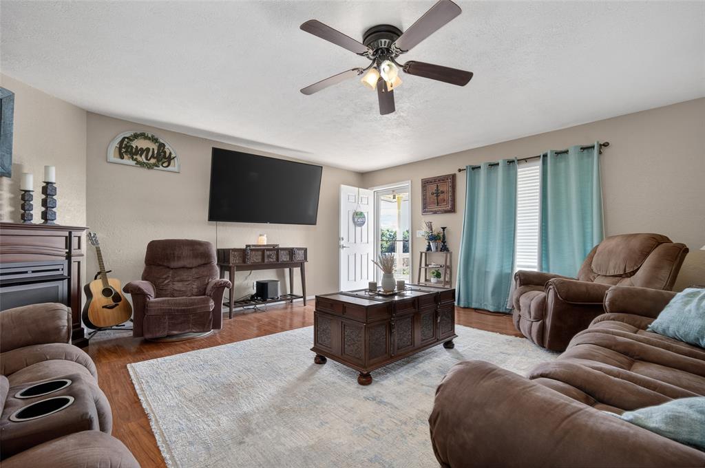 1230477 Property Photo 8