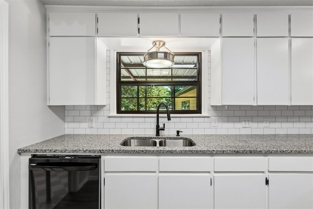 318 S Walnut Street Property Photo 14