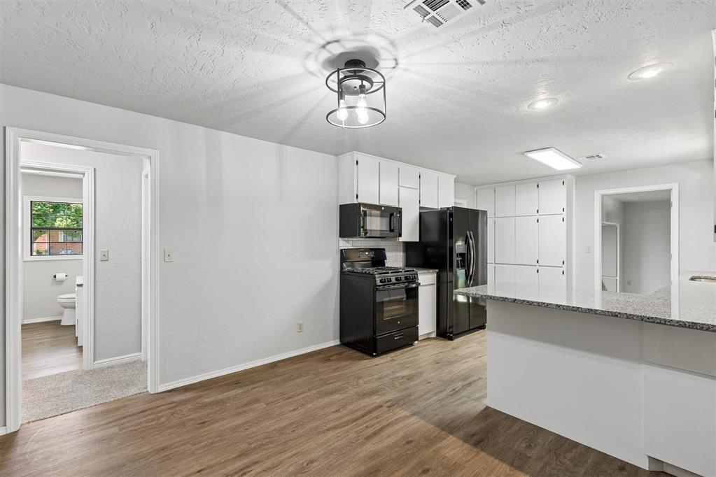 318 S Walnut Street Property Photo 19
