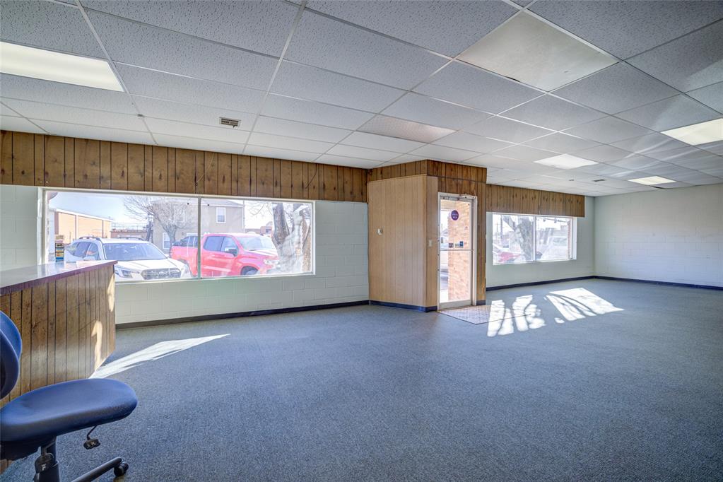 1230498 Property Photo 3