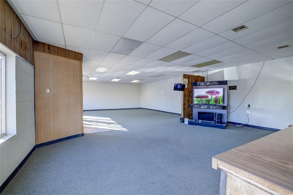 1230498 Property Photo 4