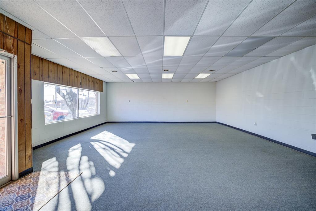1230498 Property Photo 8