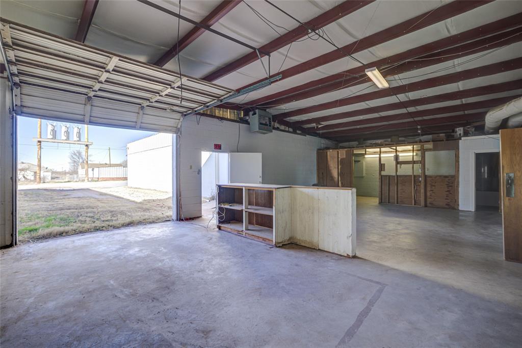 1230498 Property Photo 12