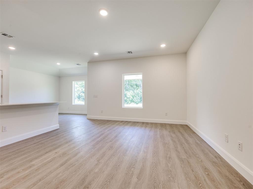 2017 Brush Creek Way Property Photo 4