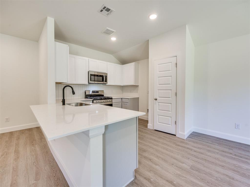 2017 Brush Creek Way Property Photo 7