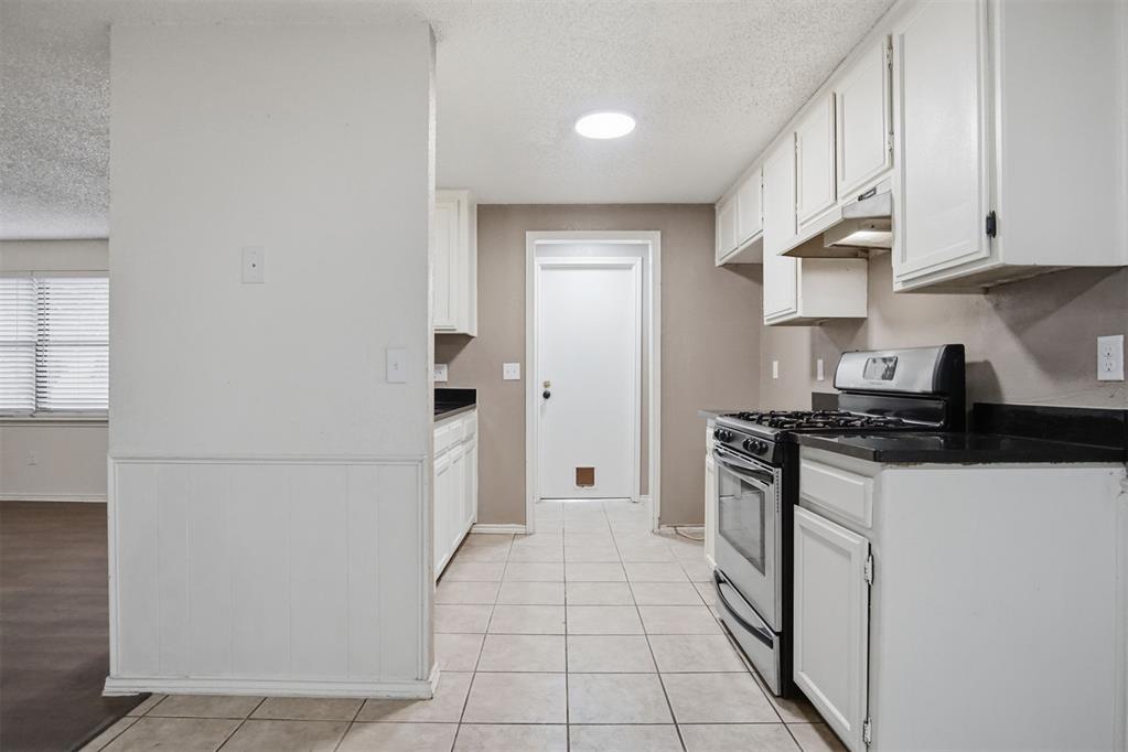 7702 Nw 113th Place Property Photo 10
