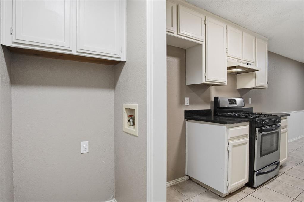 7702 Nw 113th Place Property Photo 14