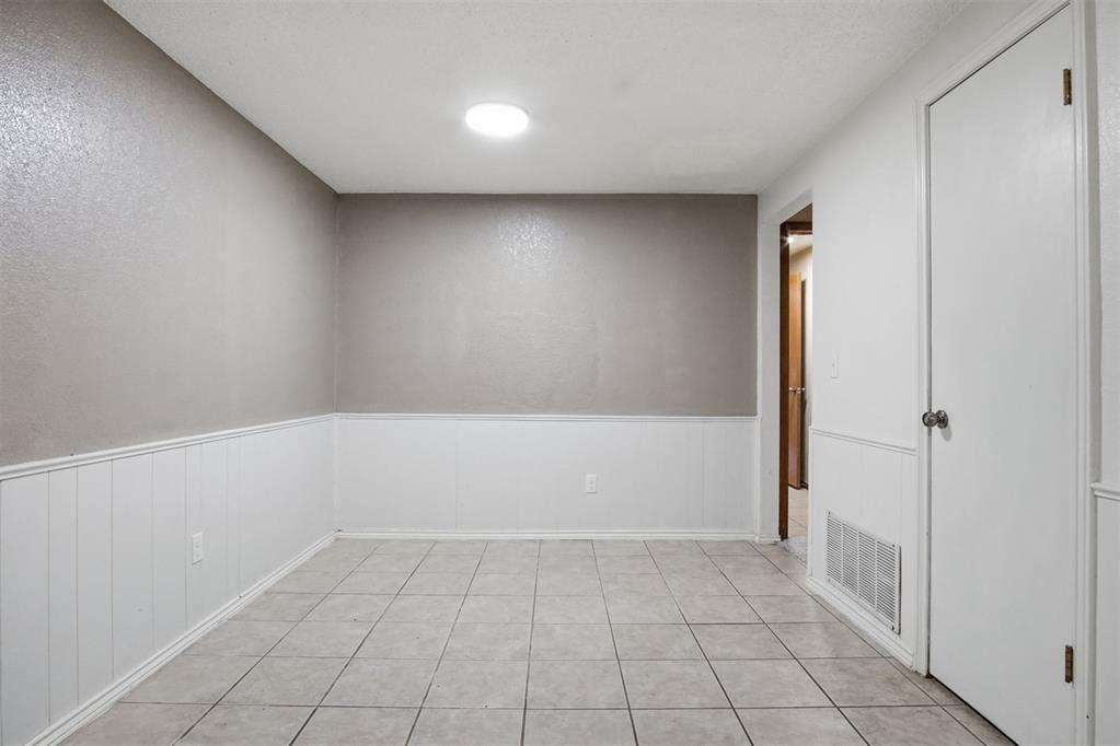 7702 Nw 113th Place Property Photo 15