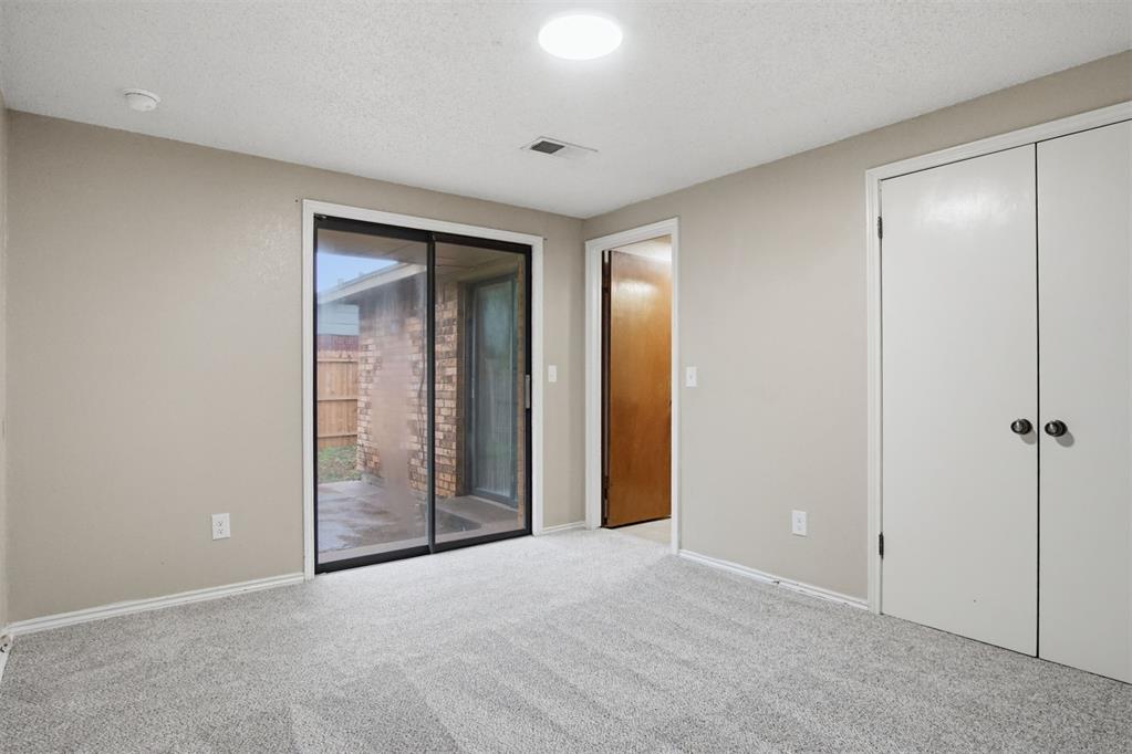 7702 Nw 113th Place Property Photo 24