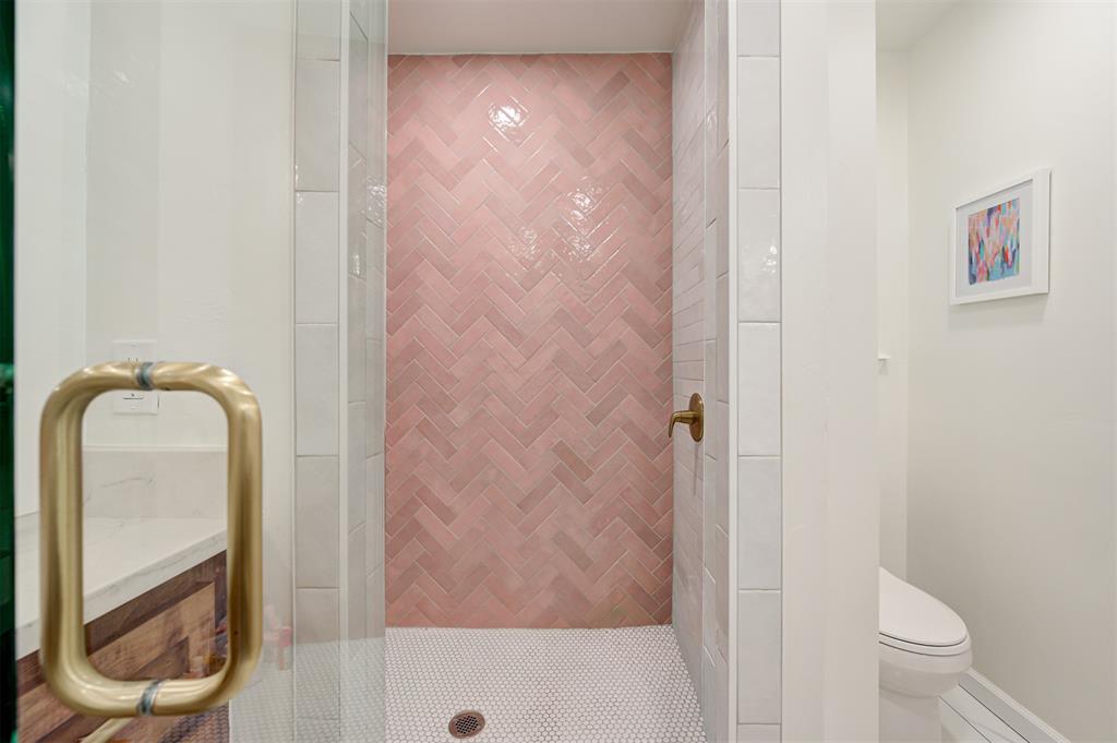 3926 Warwick Drive Property Photo 35