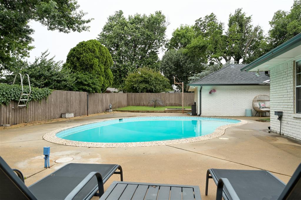 3926 Warwick Drive Property Photo 46