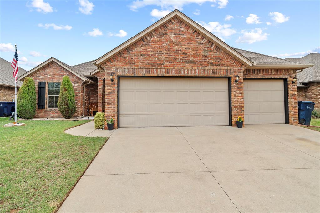 3416 Canton Trail Property Photo 2