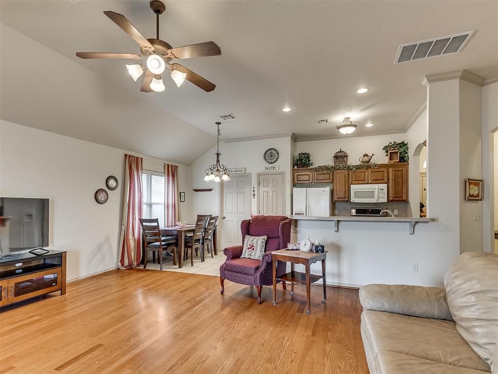 3908 Catamaran Dr Property Photo 10