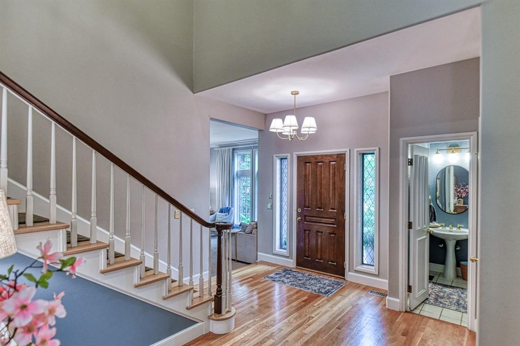 3800 Evesham Court Property Photo 4