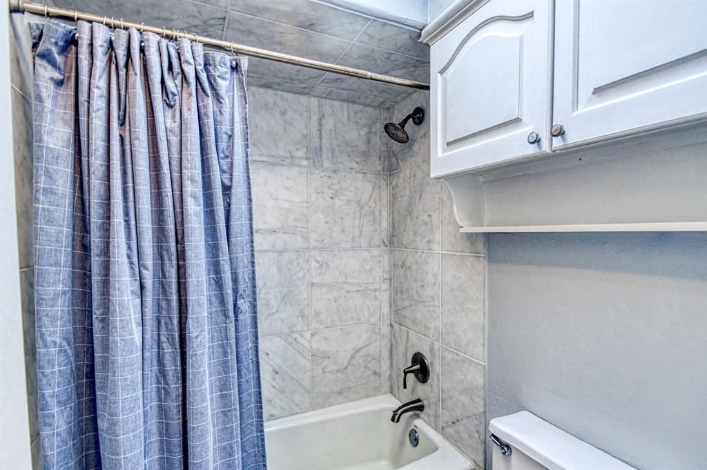 3800 Evesham Court Property Photo 37