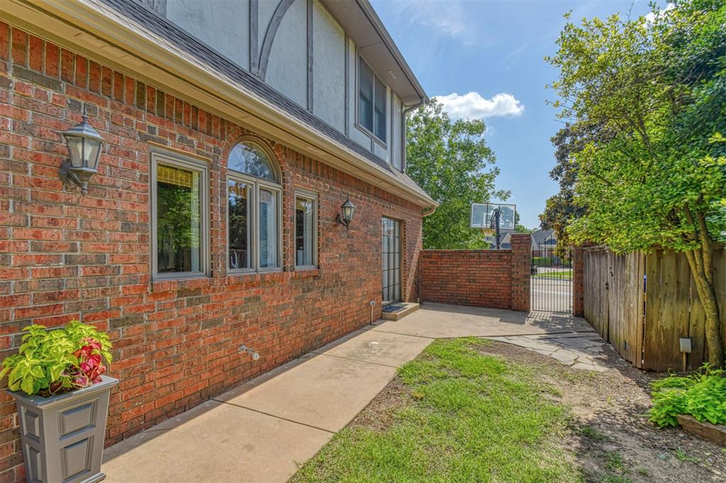 3800 Evesham Court Property Photo 49