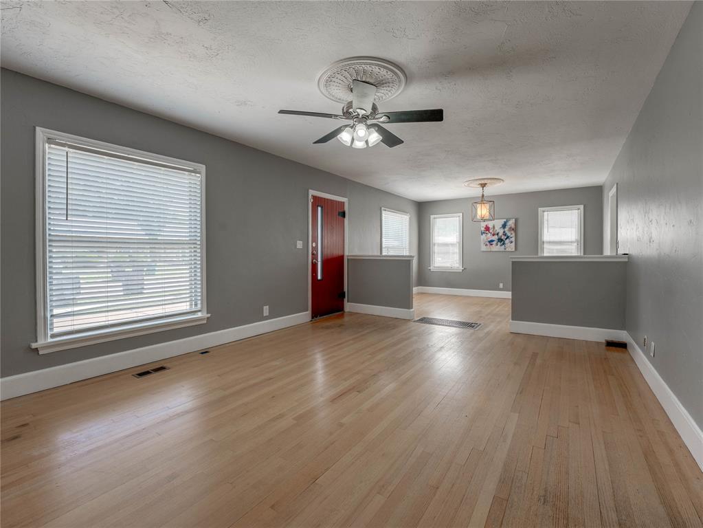 2532 Nw 30th Street Property Photo 6