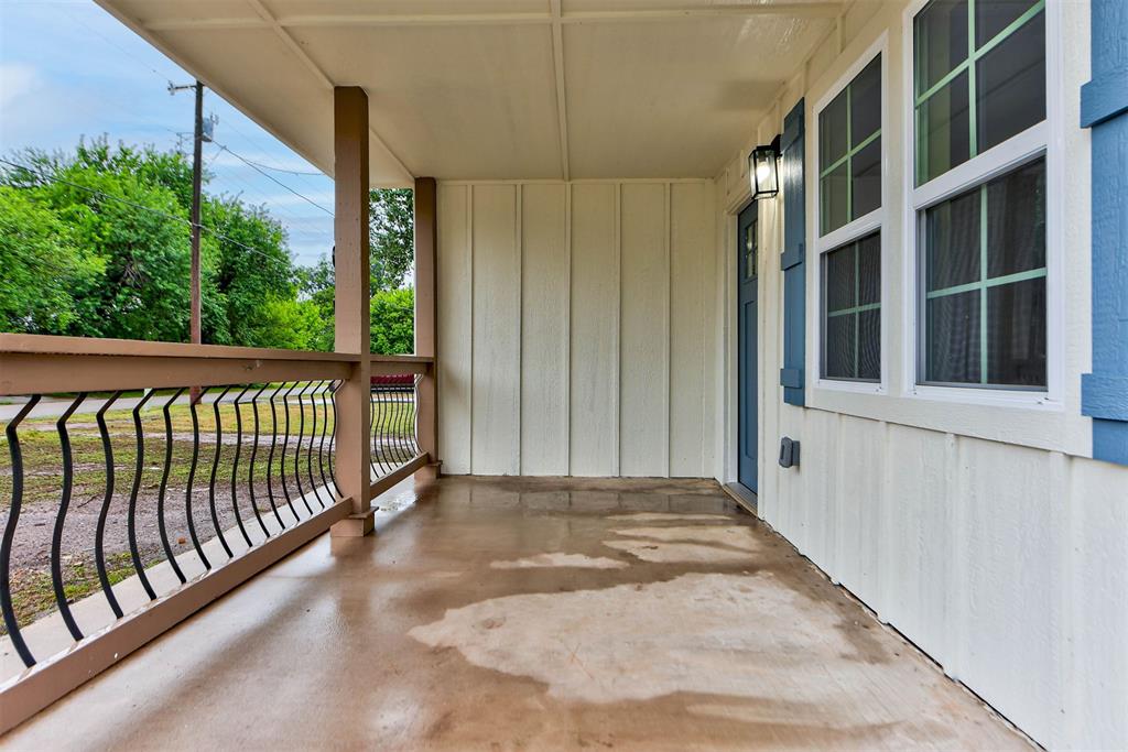 1017 E Cavanaugh Street Property Photo 5