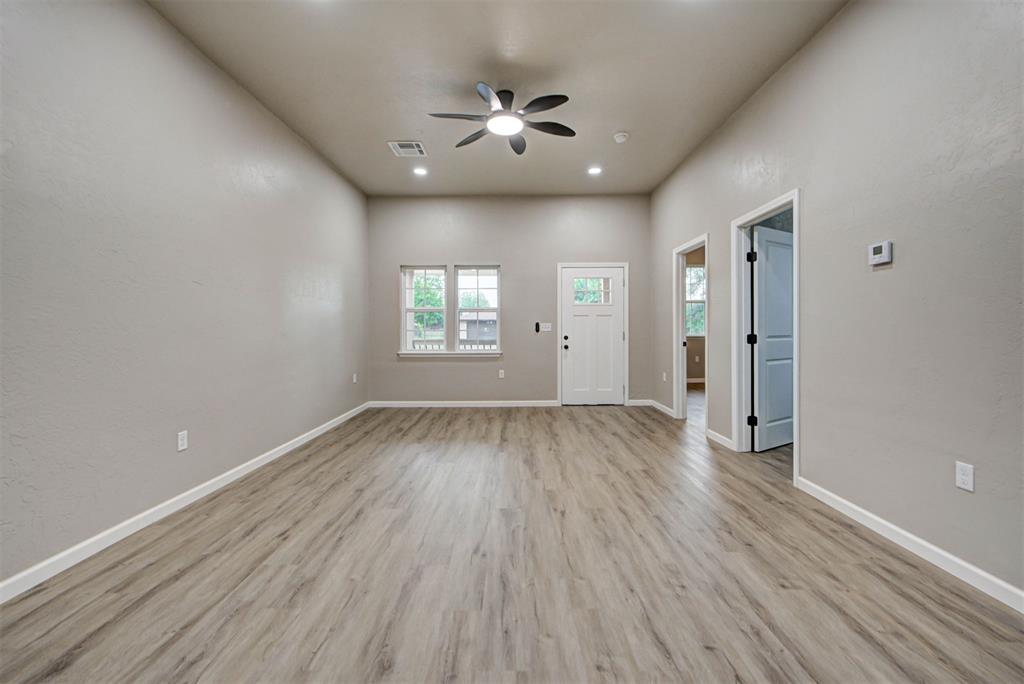1017 E Cavanaugh Street Property Photo 12