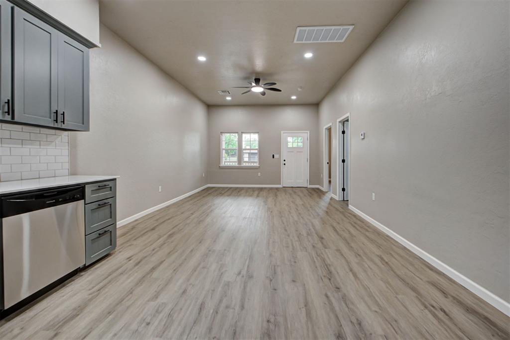 1017 E Cavanaugh Street Property Photo 22
