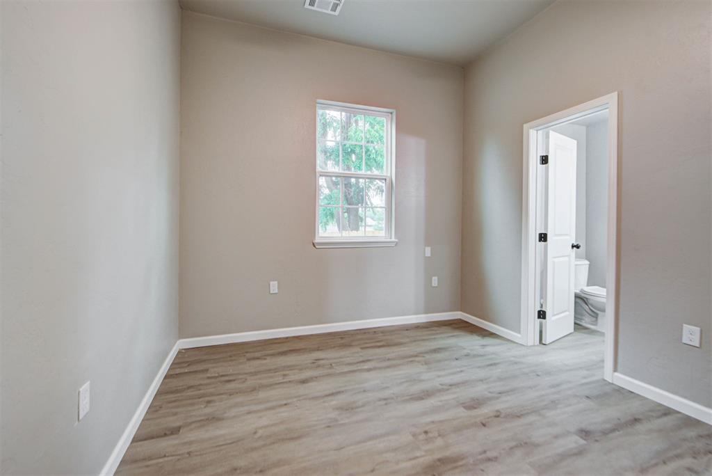 1017 E Cavanaugh Street Property Photo 33