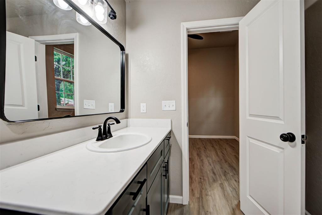 1017 E Cavanaugh Street Property Photo 38