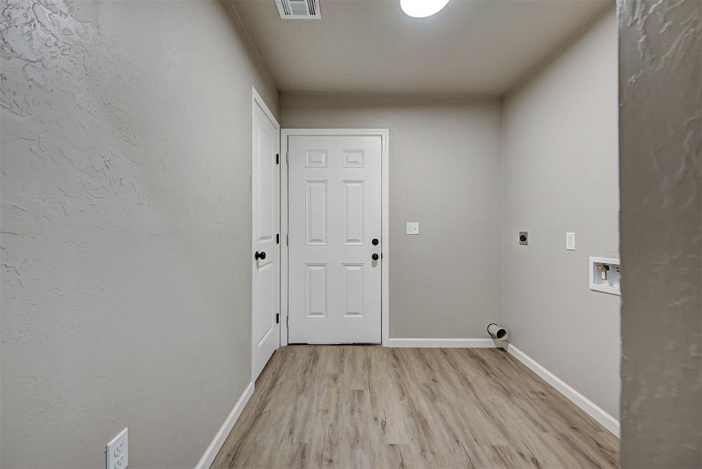 1017 E Cavanaugh Street Property Photo 40
