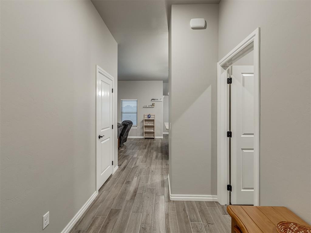9317 Nw 90th Street Property Photo 7
