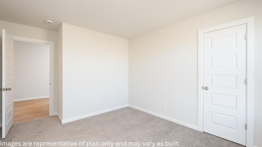 1130 Auburn Circle Property Photo 13