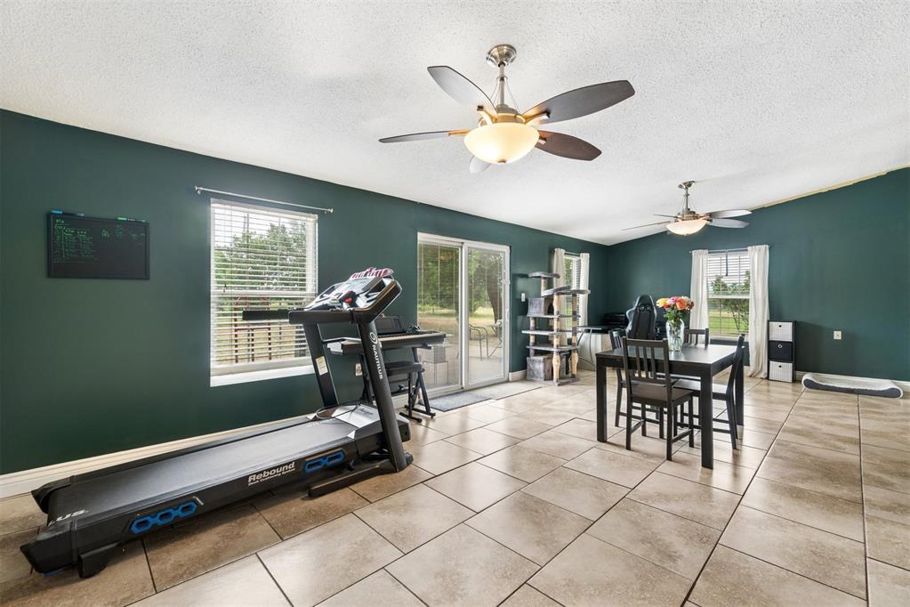 82 E Meadowlark Road Property Photo 13
