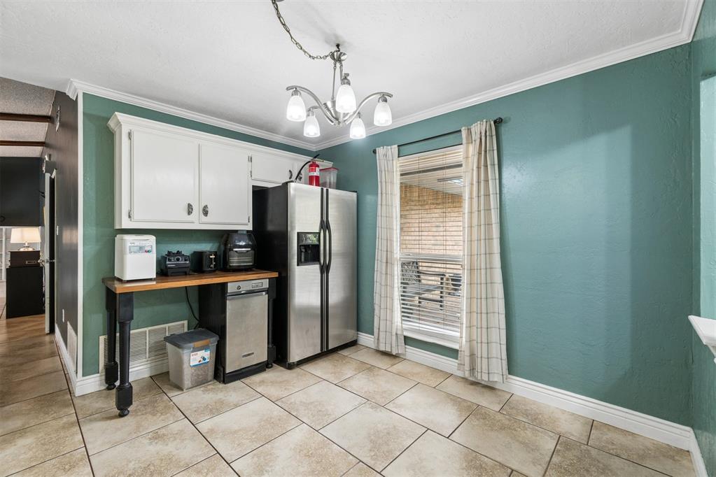 82 E Meadowlark Road Property Photo 22