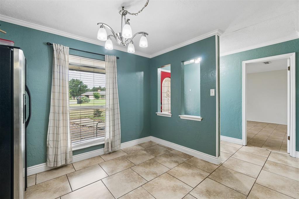 82 E Meadowlark Road Property Photo 25
