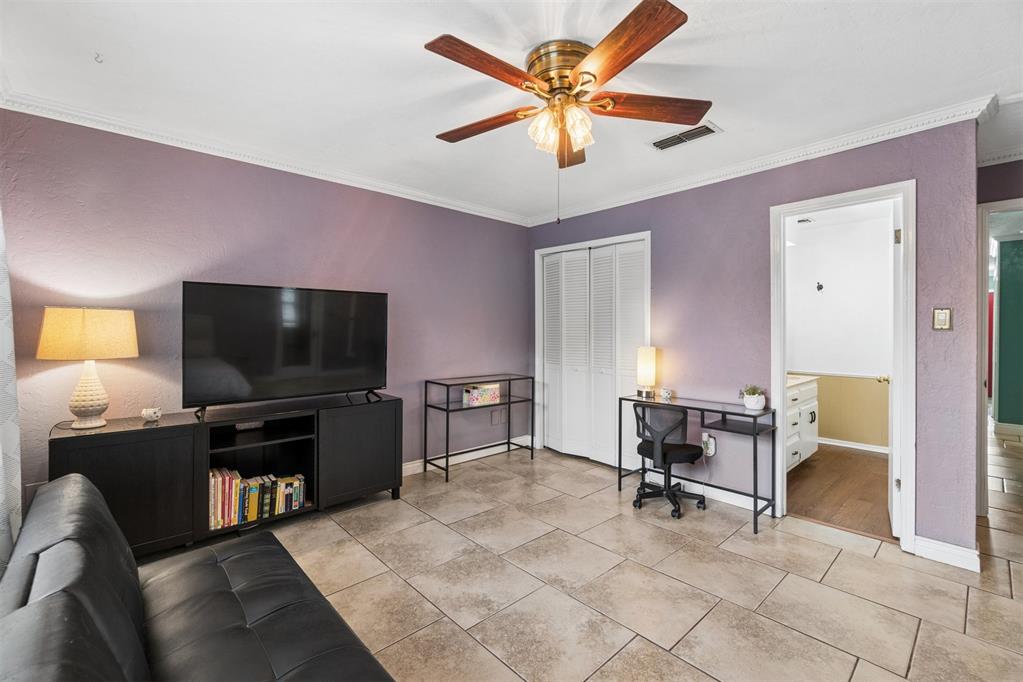 82 E Meadowlark Road Property Photo 27