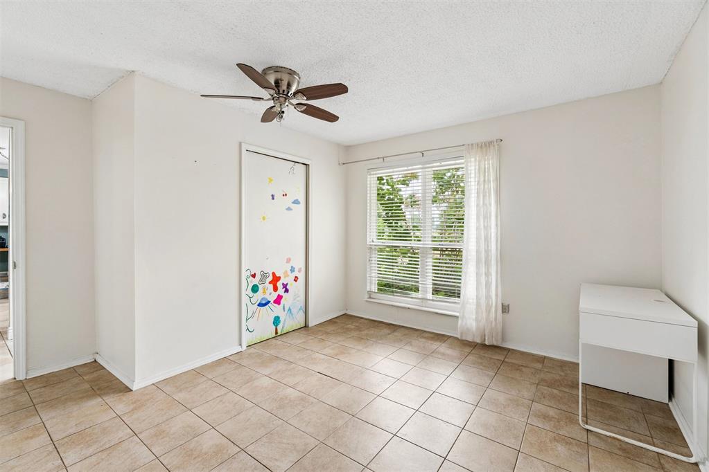 82 E Meadowlark Road Property Photo 34
