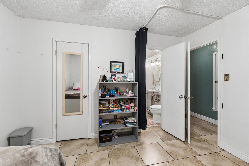 82 E Meadowlark Road Property Photo 37