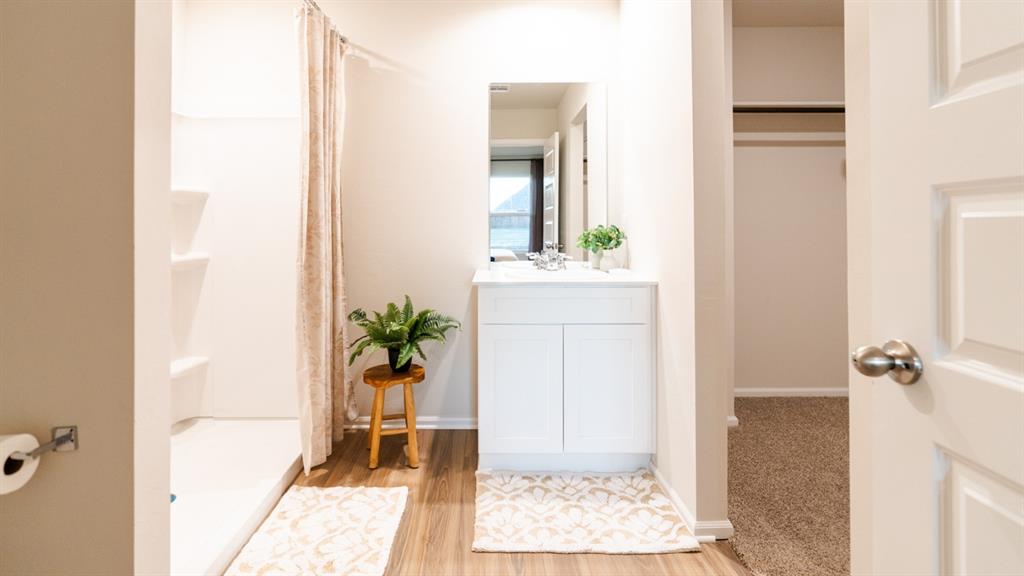 14205 Still Stream Way Property Photo 4