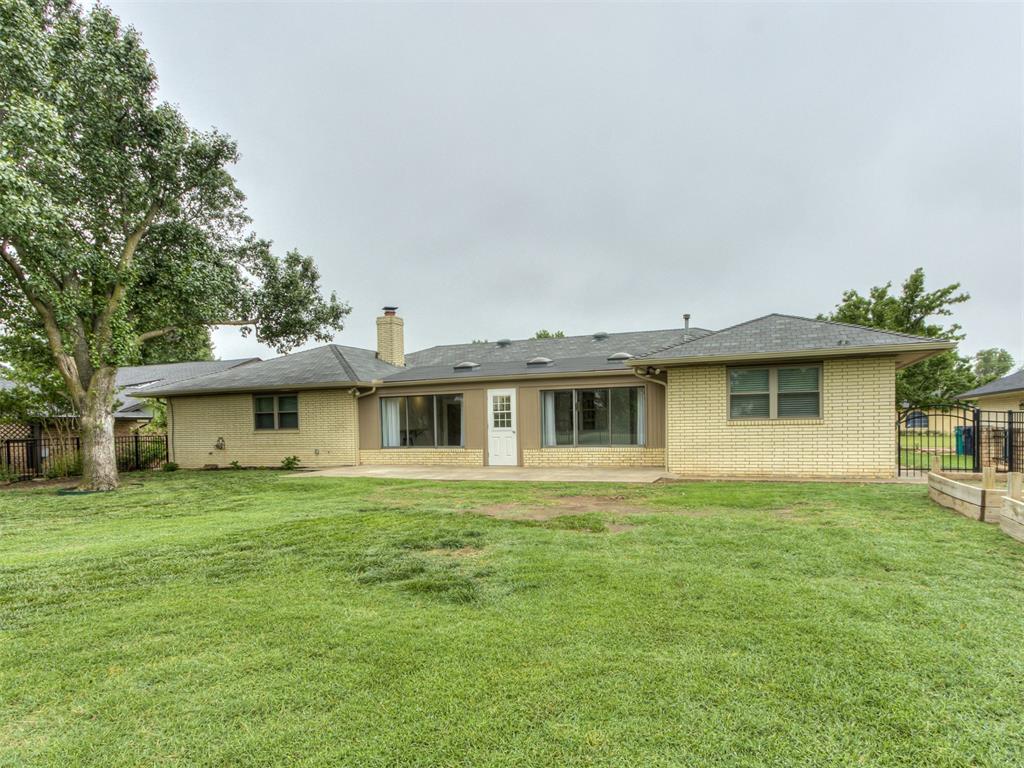11017 Nw 116th Street Property Photo 3