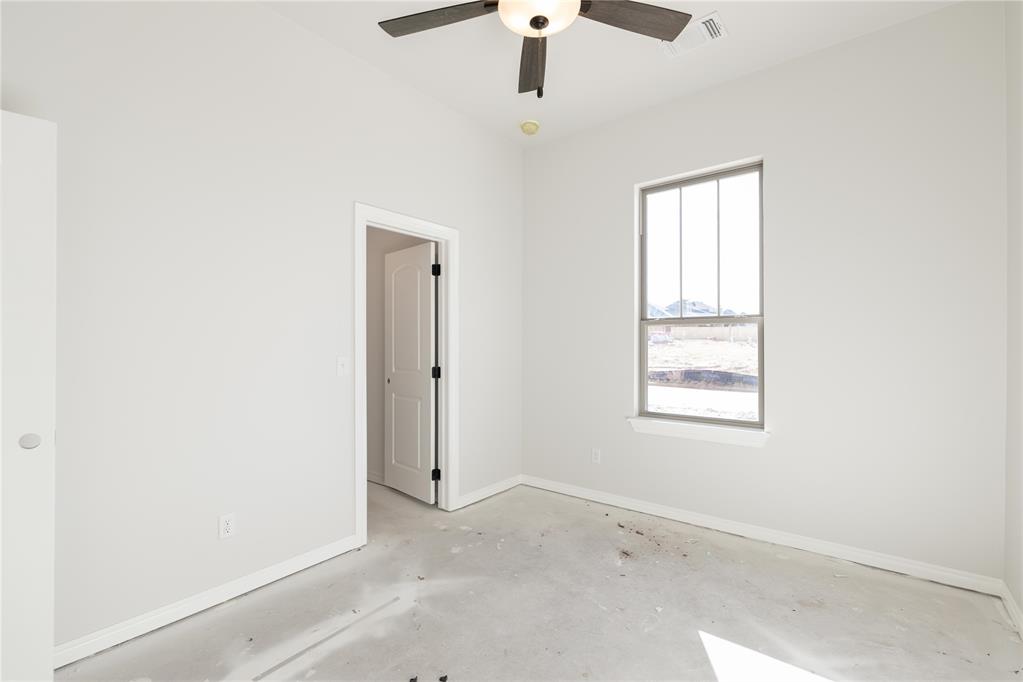8732 Kate Crossing Property Photo 12
