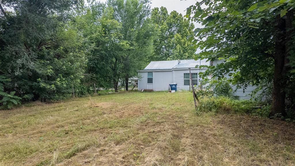 313 W Texas Avenue Property Photo 13