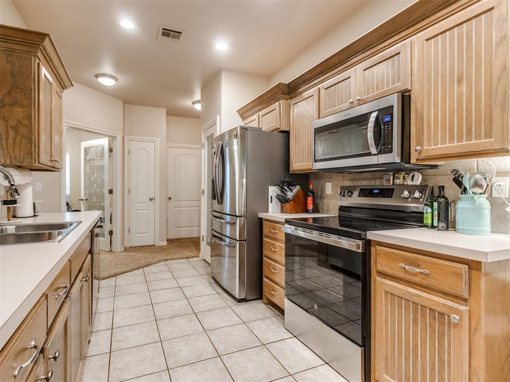 4617 Stag Horn Drive Property Photo 6