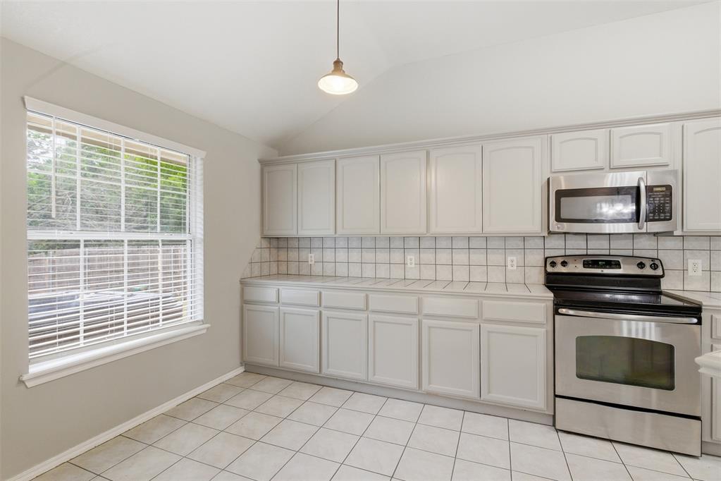 1708 Parkridge Drive Property Photo 12