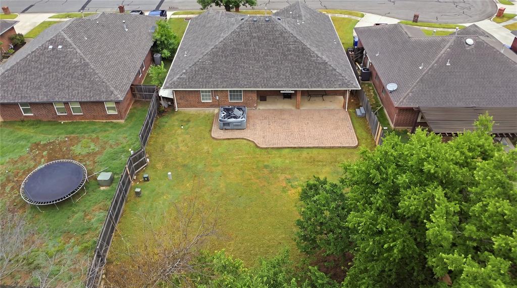 1708 Parkridge Drive Property Photo 28