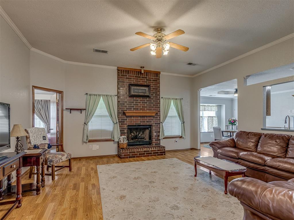 1230733 Property Photo 8