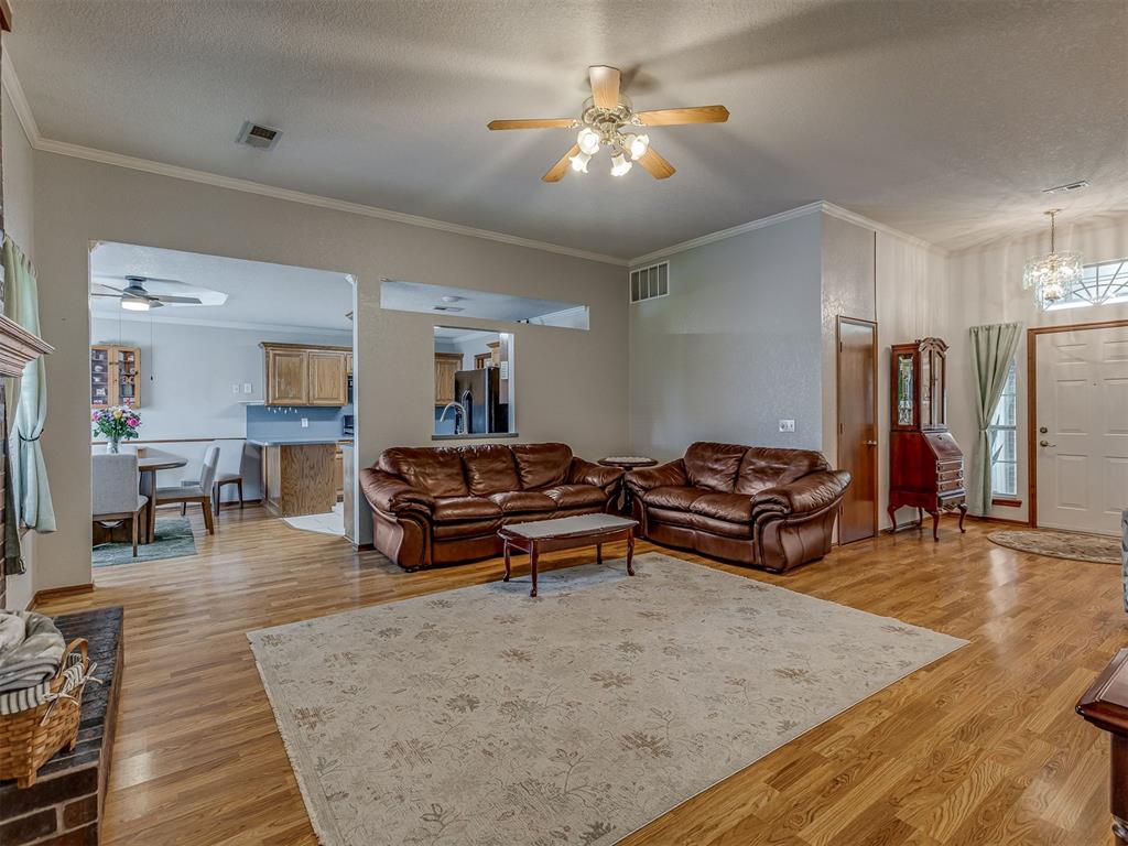 1230733 Property Photo 10