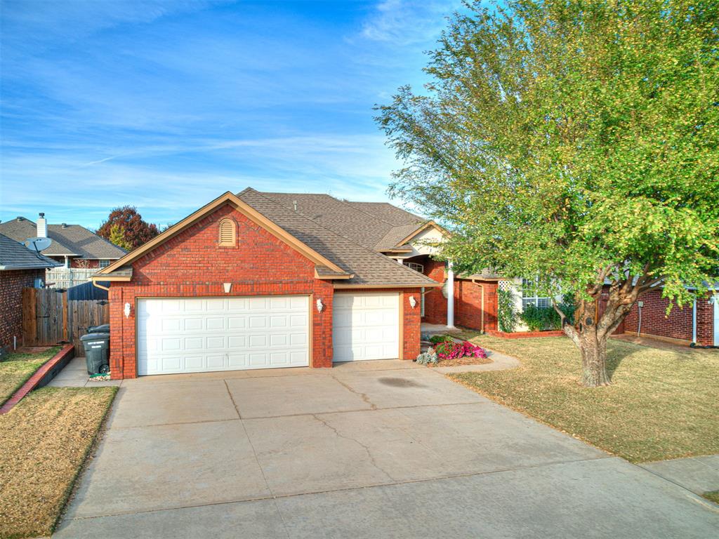 1809 Parkway Drive Property Photo 2