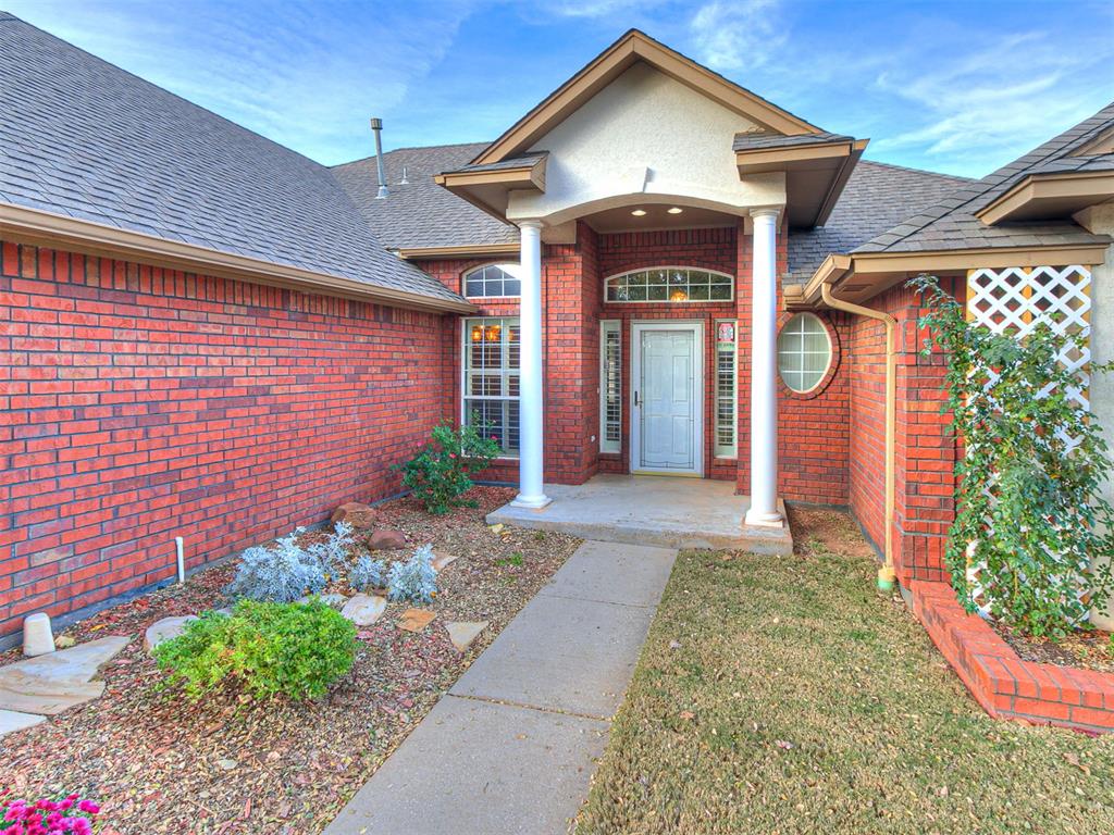 1809 Parkway Drive Property Photo 3